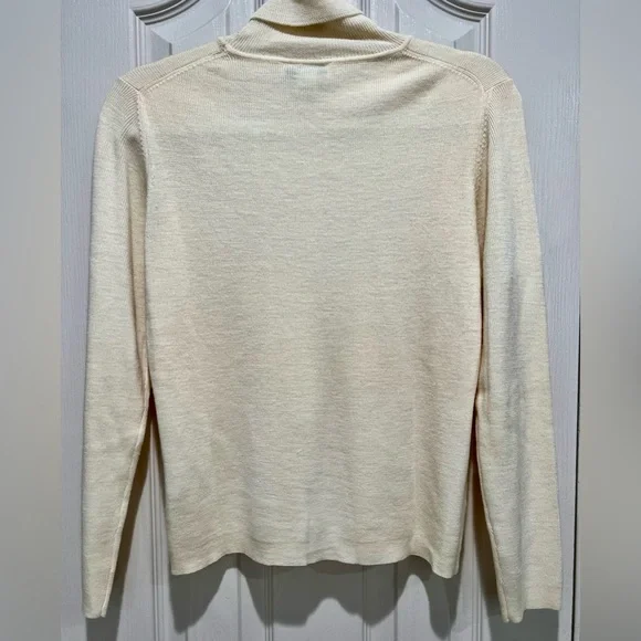 Ann Taylor Petite Merino Wool Sweater - Picture 5 of 9